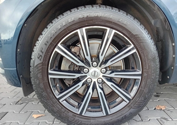 Volvo XC 60 cena 139900 przebieg: 185000, rok produkcji 2018 z Poznań małe 301